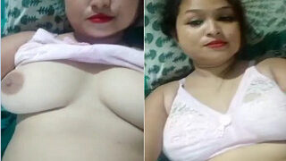 Desi Bhabhi Shows Boobs And Pussy | Viral MMS