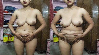 Horny Desi Bhabhi Shows Her Nude Body | Viral MMS