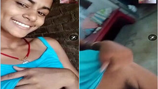 Desi Village Girl Shows Her Boobs And Pussy | Viral MMS