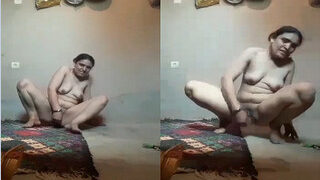 Horny Paki Bahbhi Fingering | Viral MMS