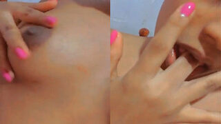 Horny Girl Shows Her Boobs | Viral MMS