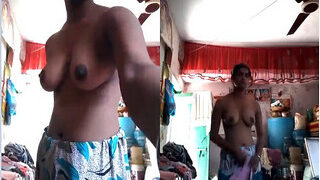 Desi Village Girl Shows Her Boobs | Viral MMS