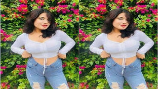 Desi Girl Shows Her Nude Body | Viral MMS
