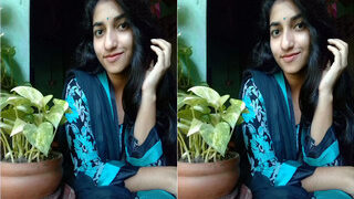 Cute Desi Girl Shows Her Boobs Part 2 | Viral MMS