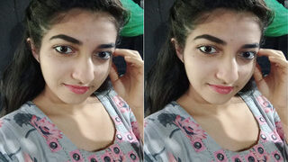 Cute Desi Girl Shows Her Boobs Part 1 | Viral MMS