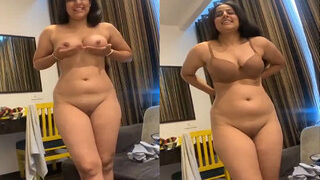Desi Girl Striping And SHows Nude Body | Viral MMS