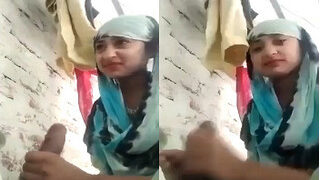 Sexy Desi Girl Sucking Lover Dick | Viral MMS