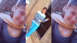 Desi Vlg Girl Play With Her Boobs | Viral MMS