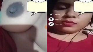 Sexy Desi Girl Shows Boobs For Lover | Viral MMS