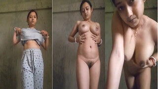 Sexy Boudi Striping And Shows Nude Body | Viral MMS