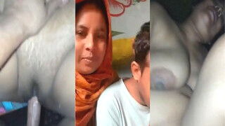 Desi Bhabhi Ridding Lover Dick | Viral MMS