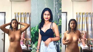 Hot Desi Girl Shows Her Nude Body | Viral MMS