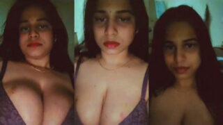 Desi Girl Shows Her Boobs Part 1 | Viral MMS