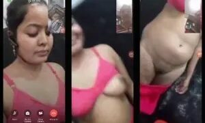 Desi Girl Shows Boobs And Pussy On VC | Viral MMS
