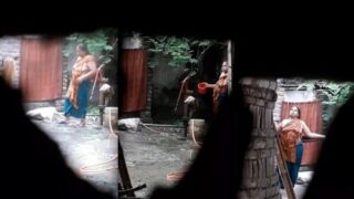 Desi Aunty Bathing Capture | Viral MMS